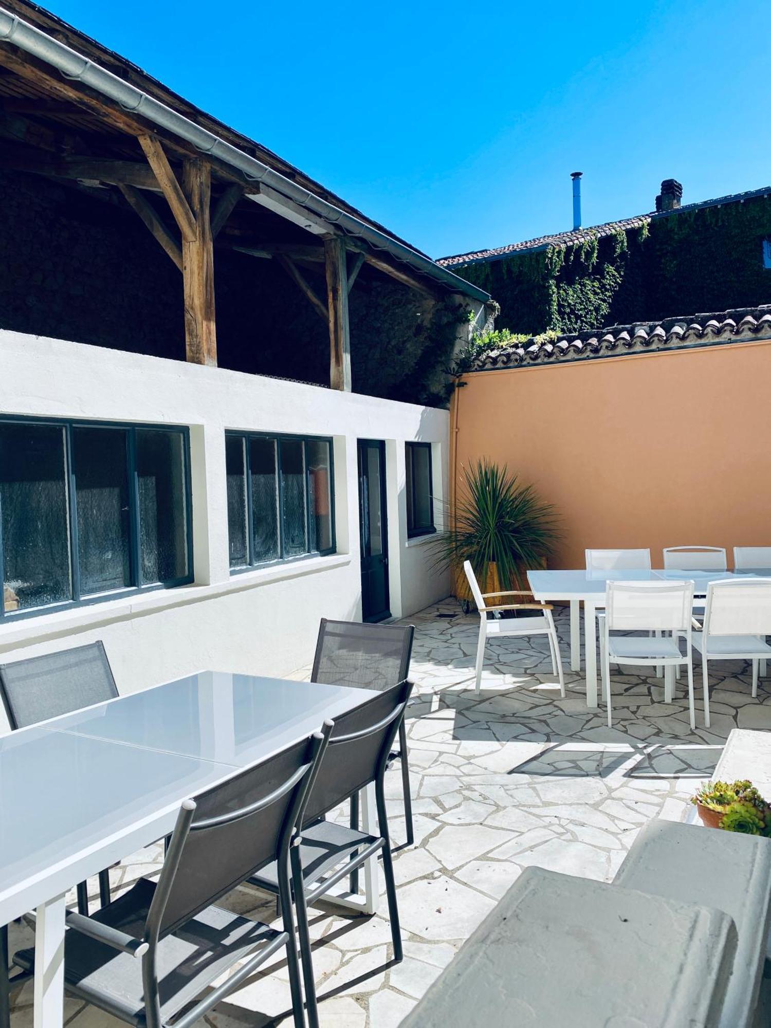 Grande Maison De Ville Malo Leone 250M2 Pour 15 Personnes Proche Du Puy Du Fou Mauleon Exterior foto